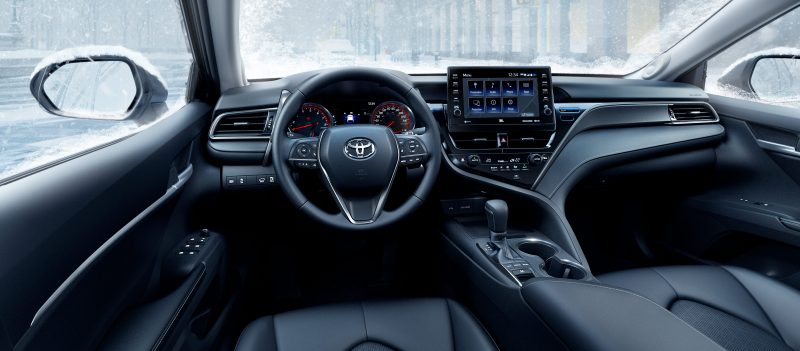 Toyota Camry: interior photo of the driver's and front passenger seats. 