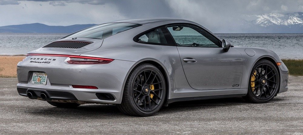 Porsche 911 Carrera GTS