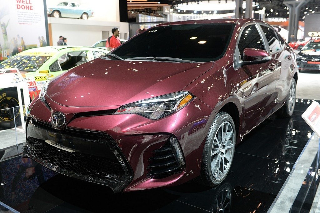 Toyota-Corolla-2017-50e-anniversaire-3.jpg